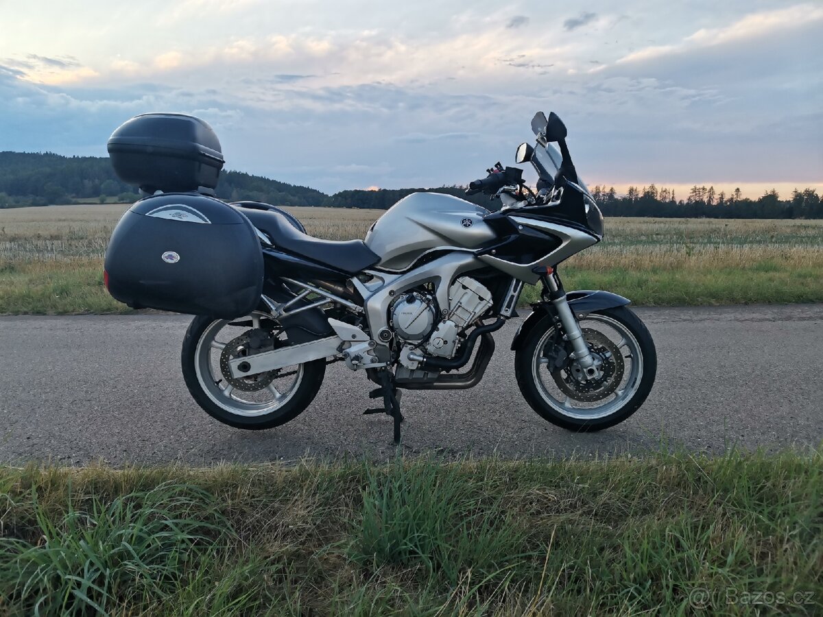 Yamaha fz6 - 2
