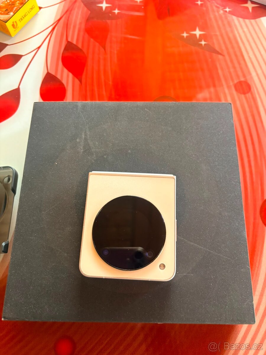 Nubia flip 5G - 2