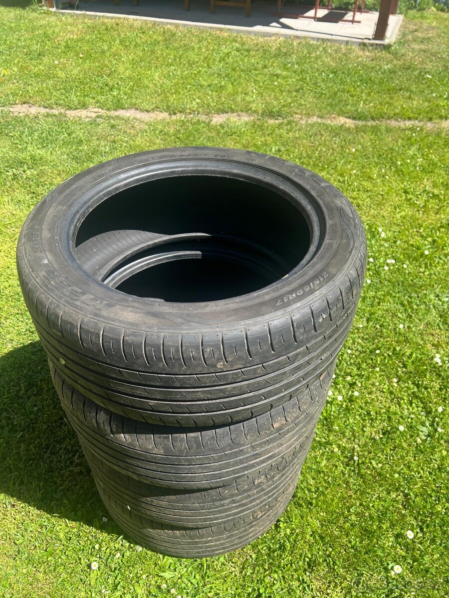prodám letní pneu 215/50 R17 - 2