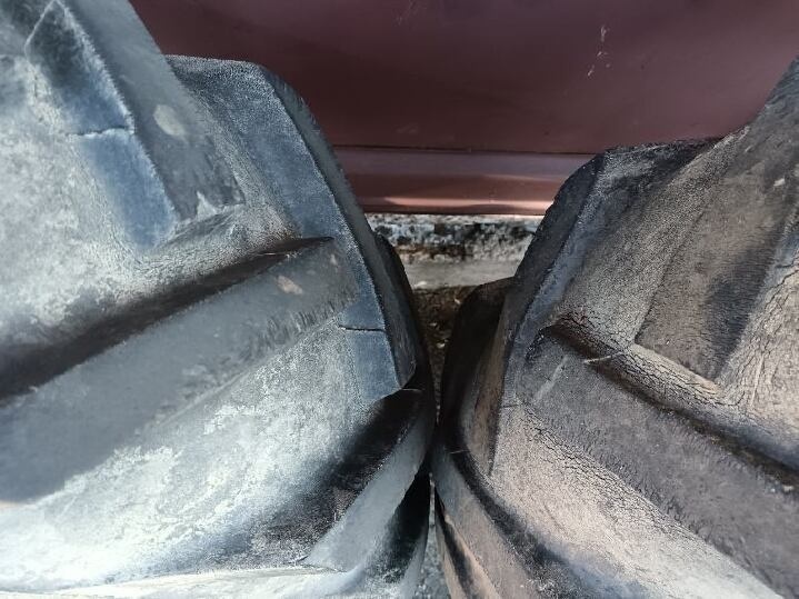 12,4/11-32 kultivační kola Zetor - 2