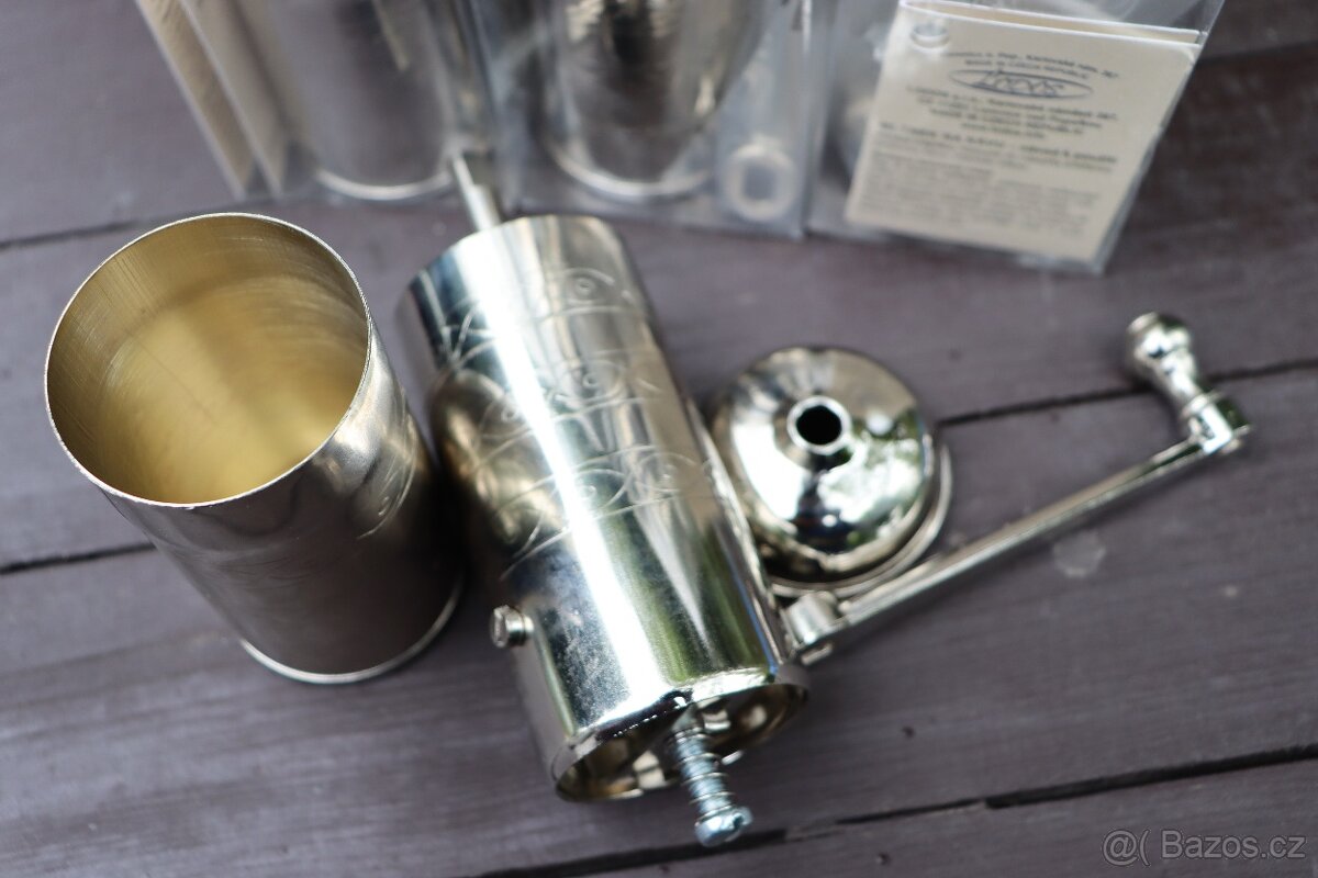 Ruční mlýnek na kávu Lodos Istanbul - stříbrný - 2