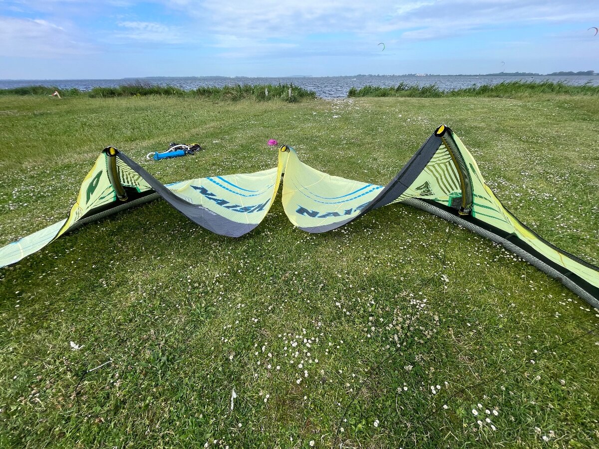 Naish Dash 9m2, bar Naish, prkno Woodboard Beam - 2