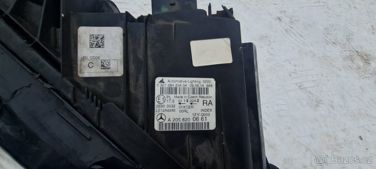 Světlo pravé mercedes C w205 led high performance - 2