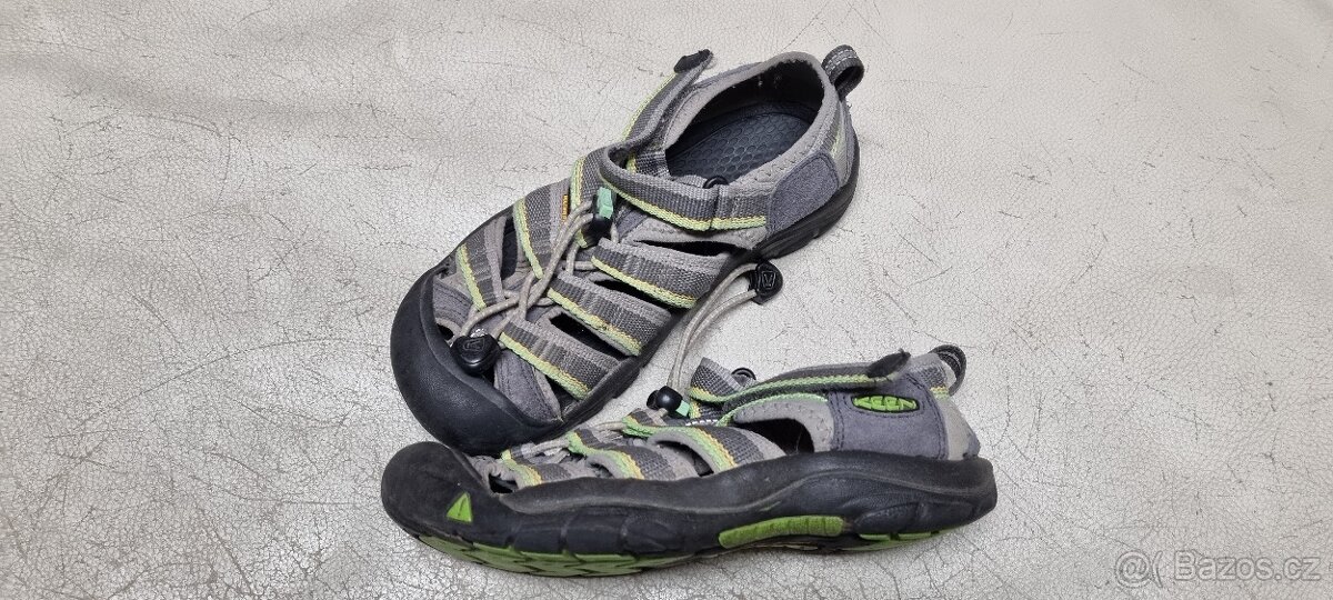 Sandály KEEN šedivé vel. 34 / 21cm - 2