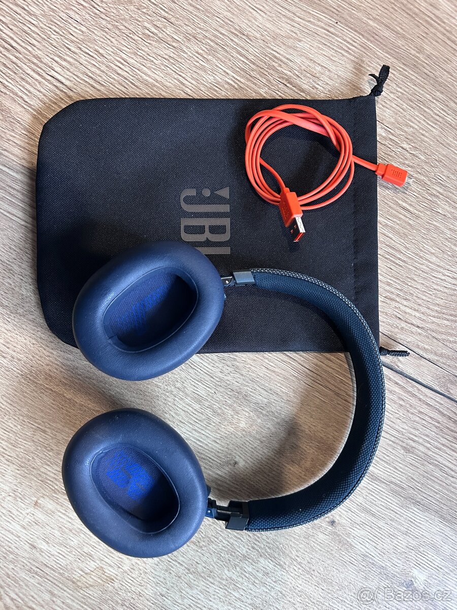 Sluchátka JBL LIVE650BTNC - 2