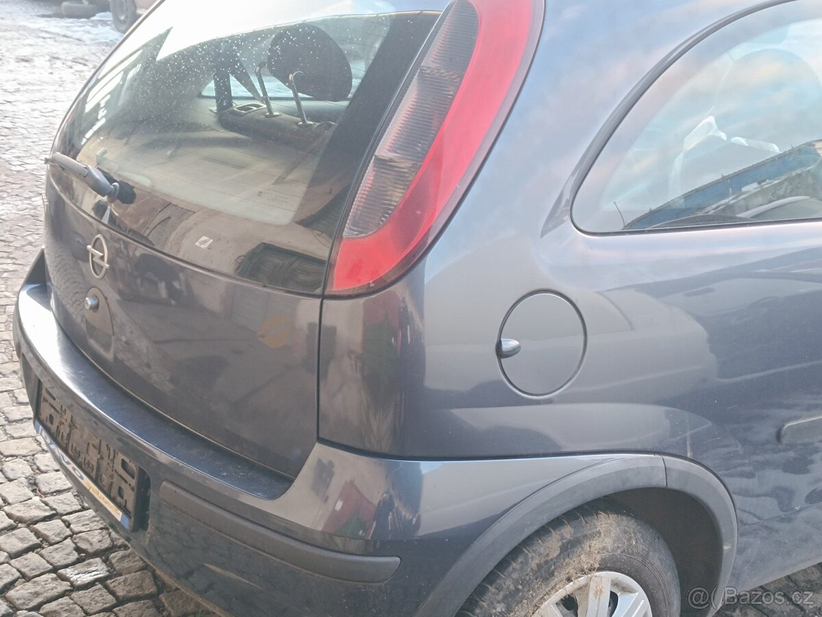 Opel Corsa-C r.06 1.0 náhradní díly - 2