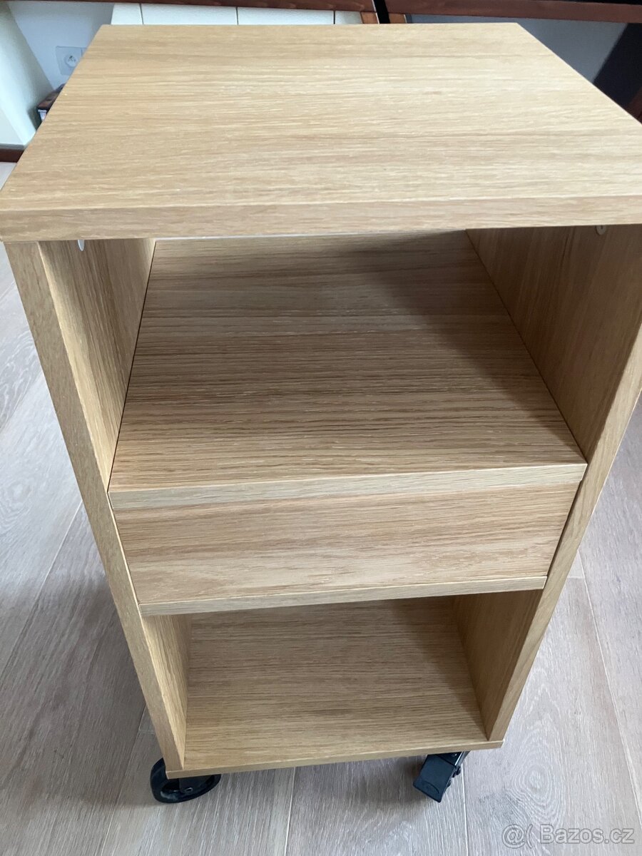 Pojízdný kontejner - úložný box - 2