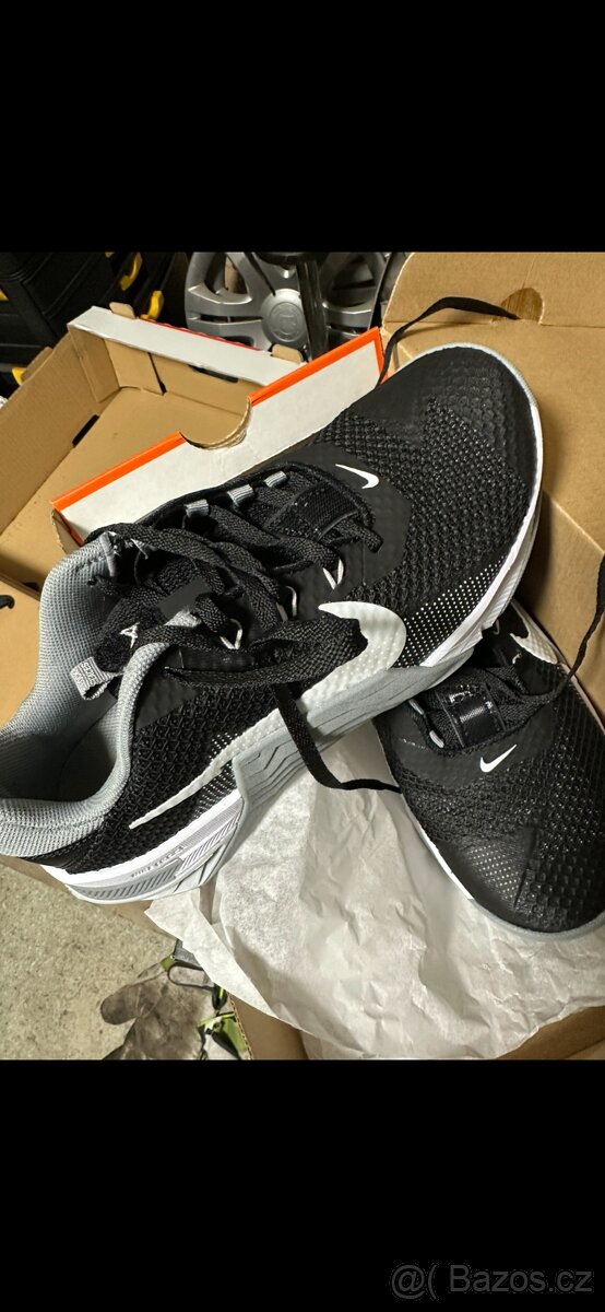 Prodám dámské tréninkové boty Nike Metcon 7 vel.40 - 2