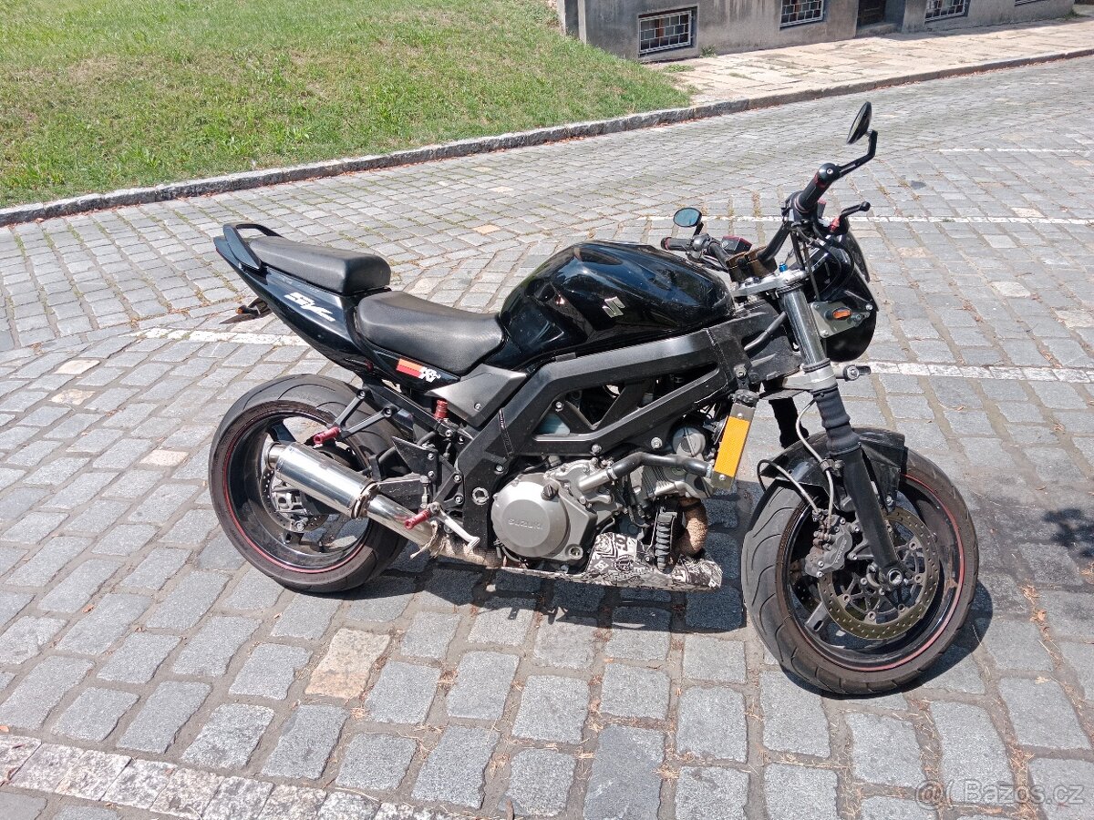 Suzuki SV 1000 N - 2