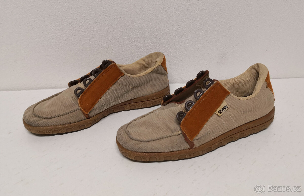 Starožitné Československe topánky Safari - 2