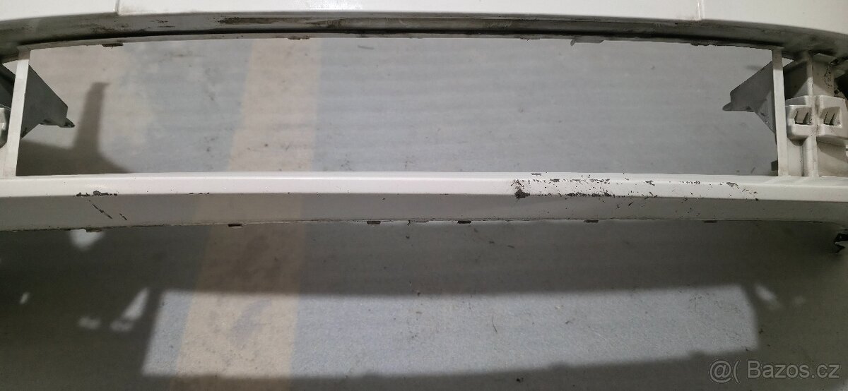 Přední nárazník Škoda Octavia III - 2