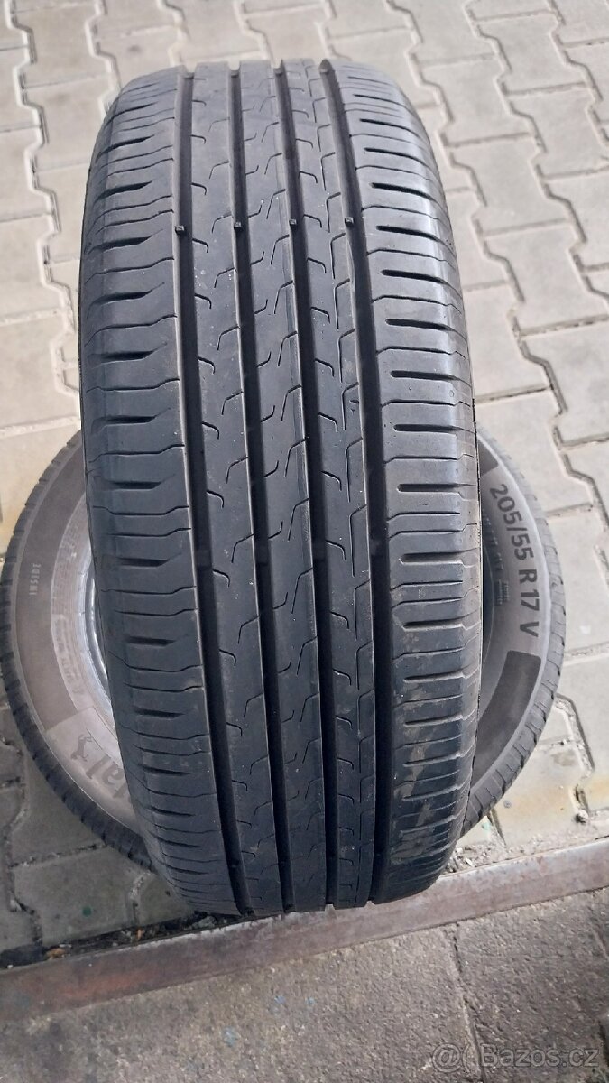 Prodám 2 x letní pneu Continental 205/55/17 - 2
