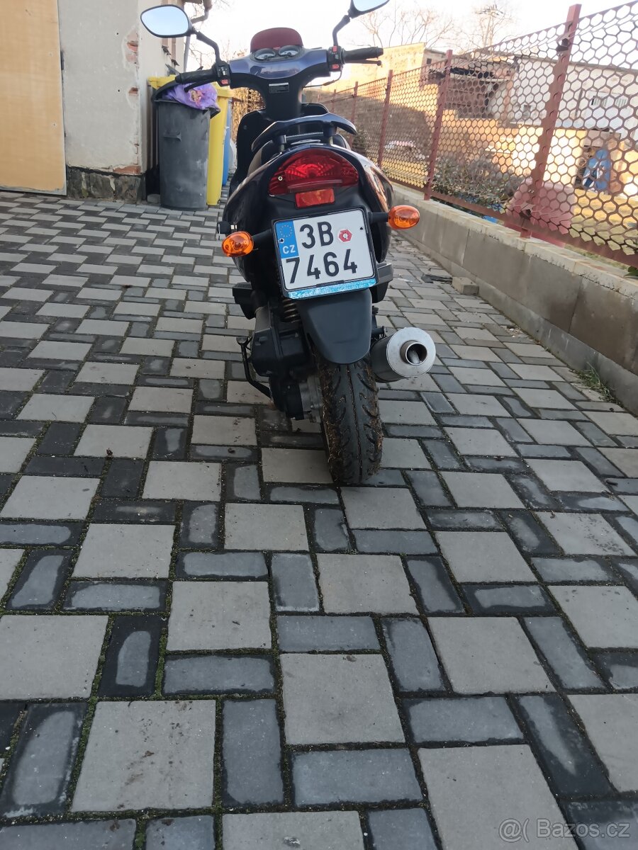 Yuki 50ccm - 2