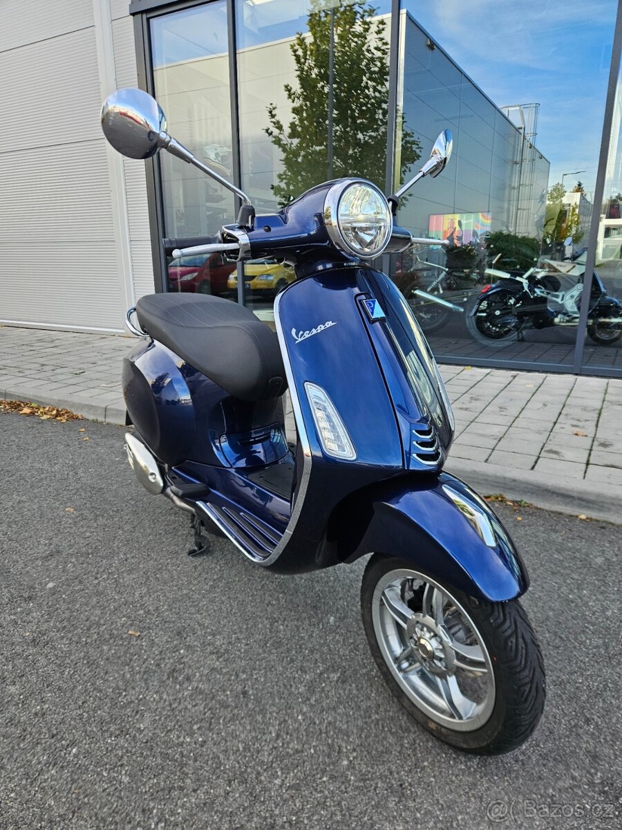 Vespa Primavera 125 - 2