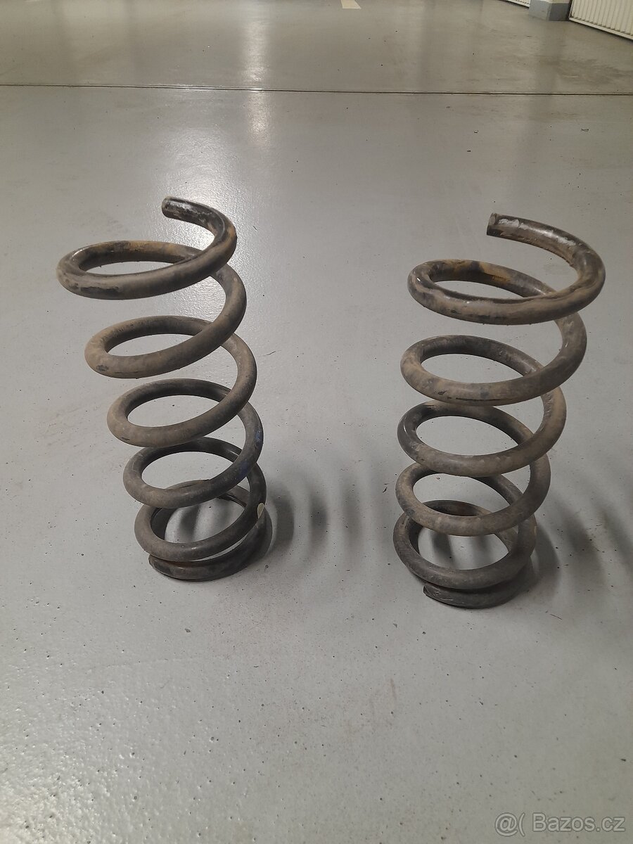 Infiniti - 2