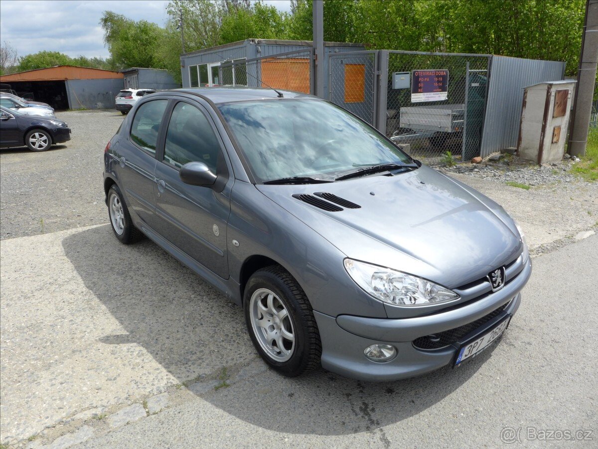 Peugeot 206 1,4 i 16V, KLIMA, ČR - 2