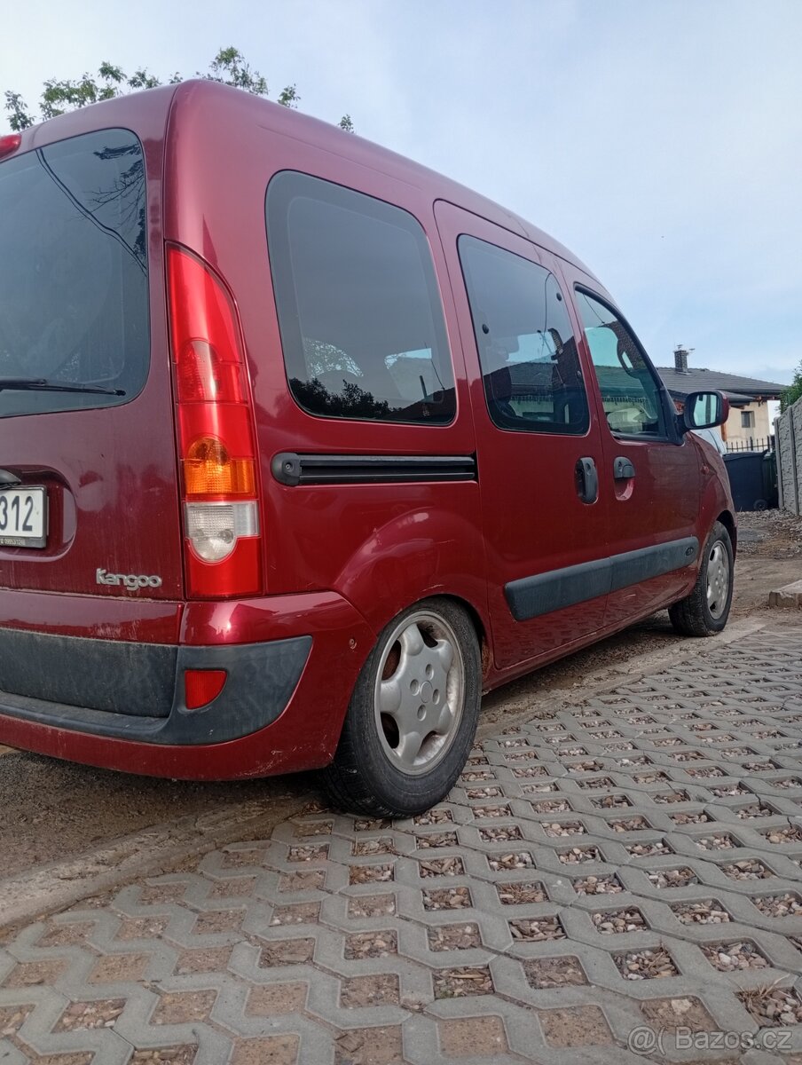 Renault Kangoo 1.6 benzín - 2