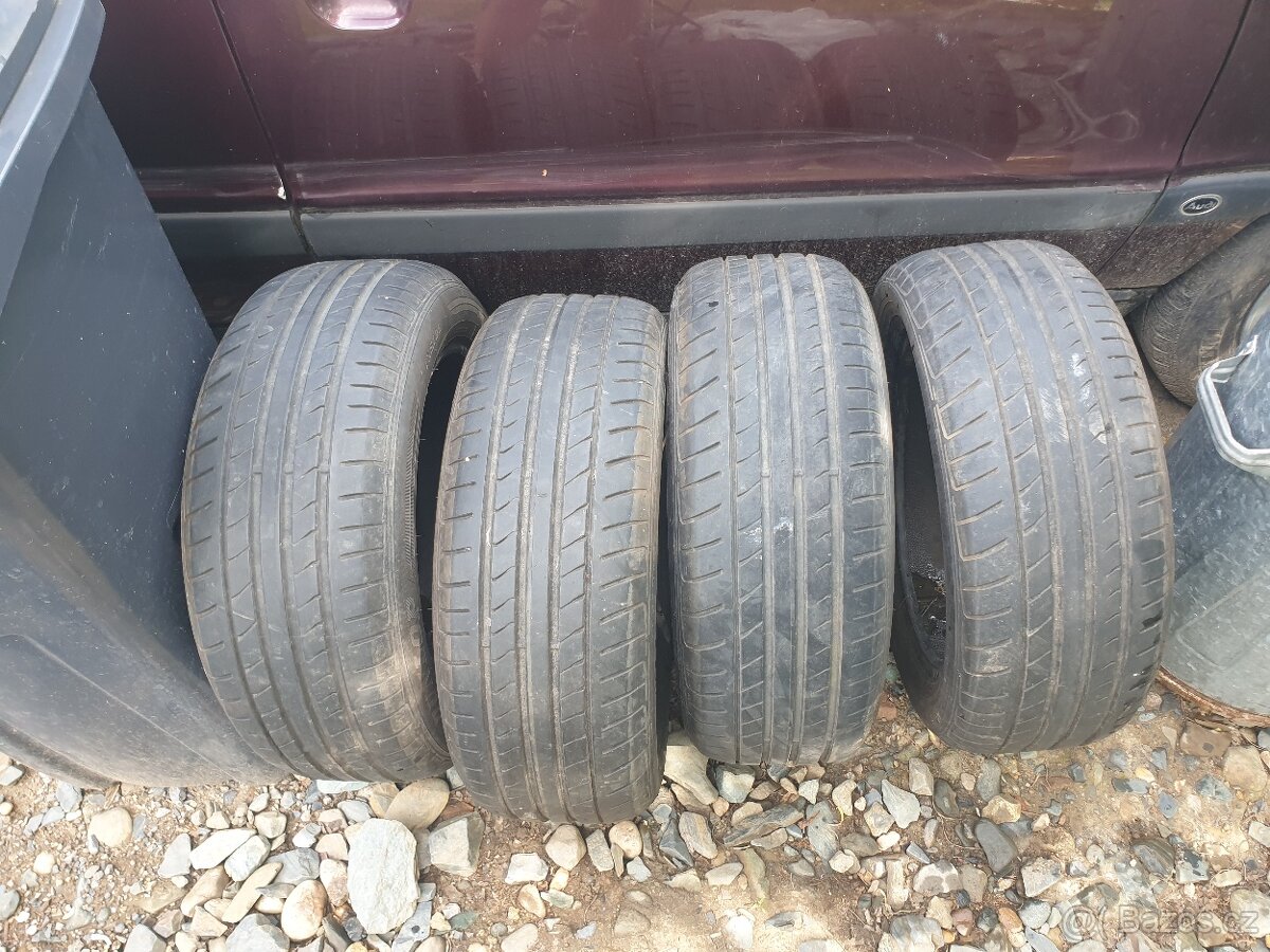 Dunlop R16 letní - 2