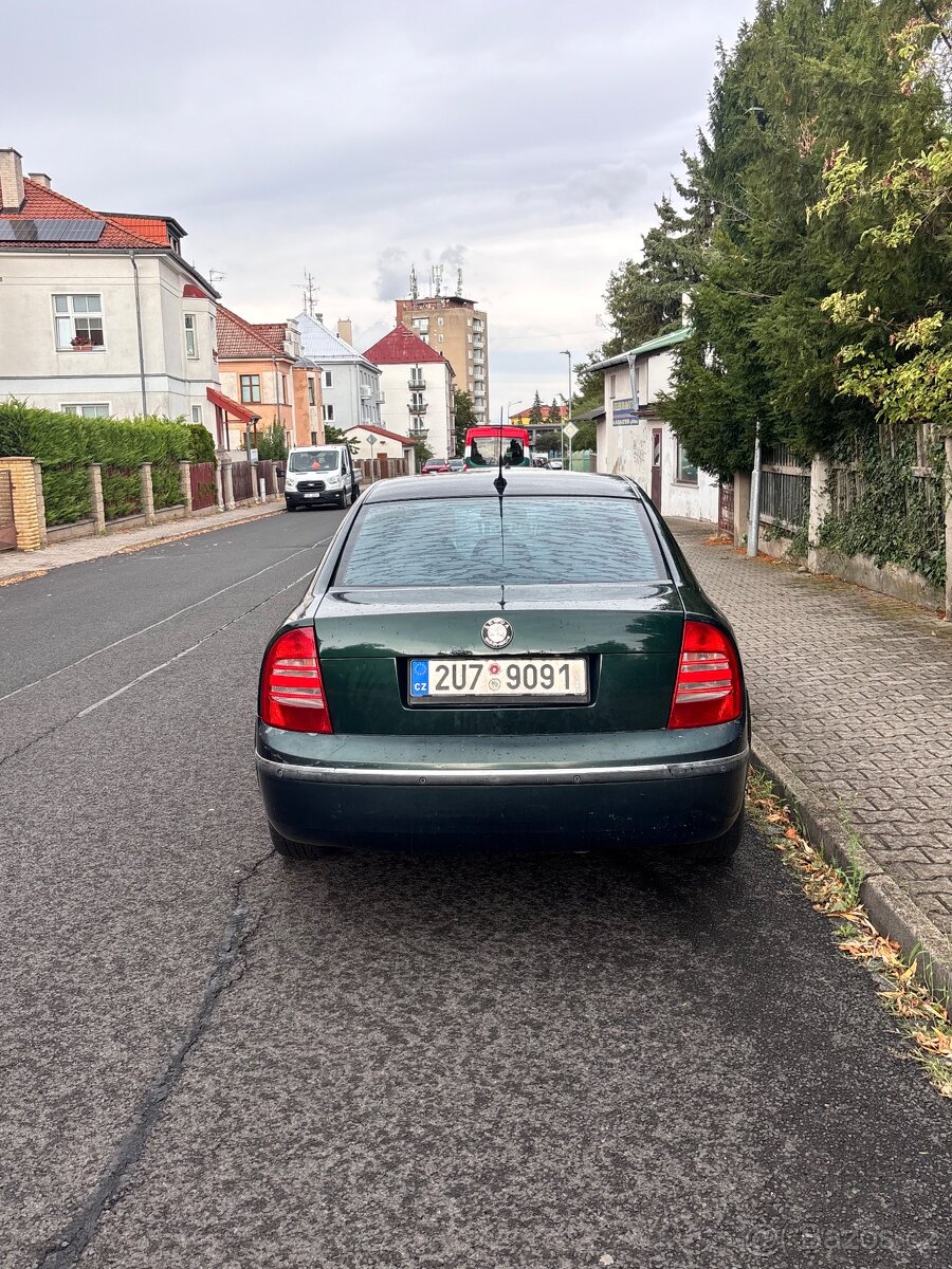 ŠKODA SUPERB PRVNÍ GENERACE - 2