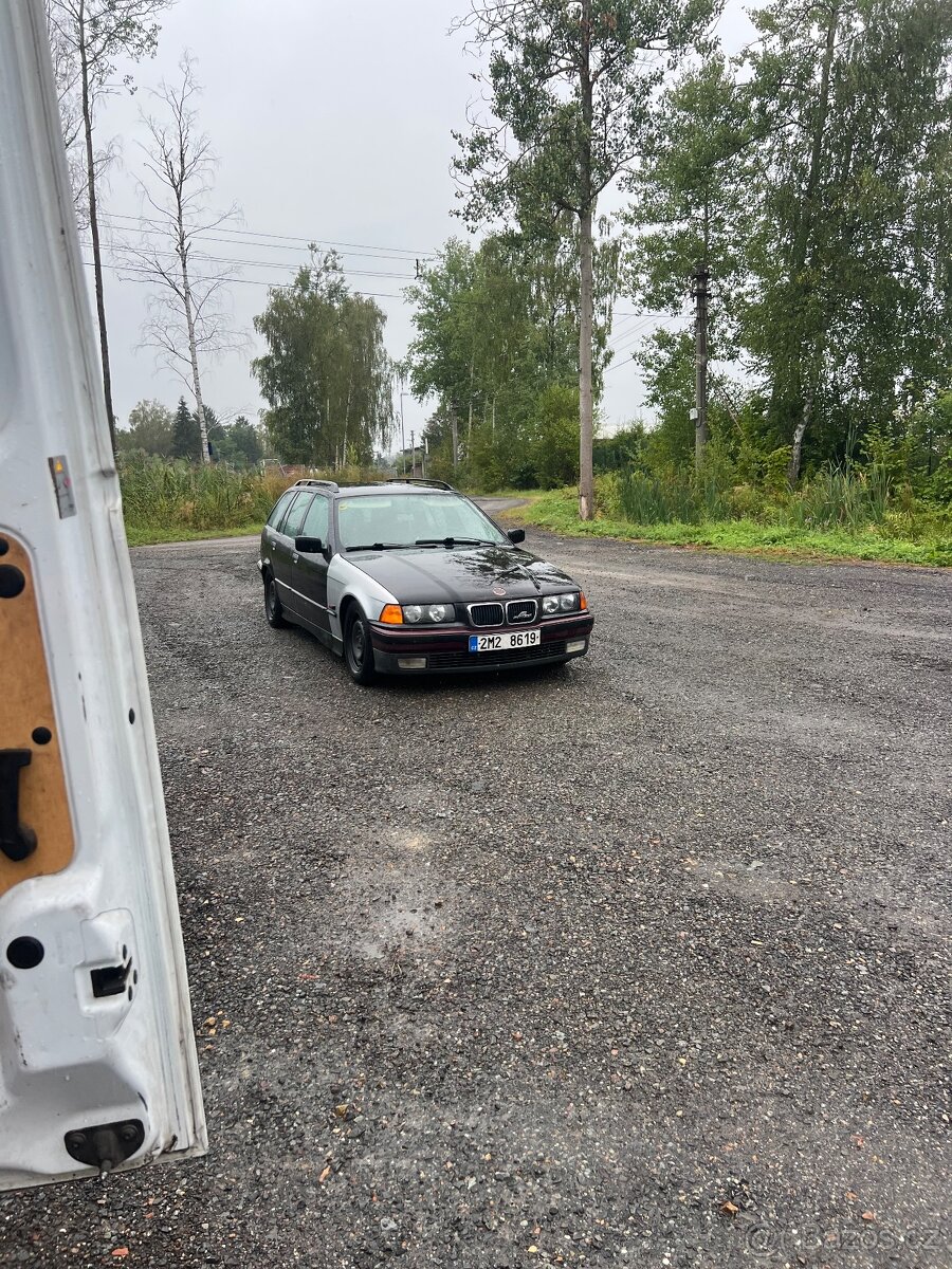 E36 touring 320i - 2