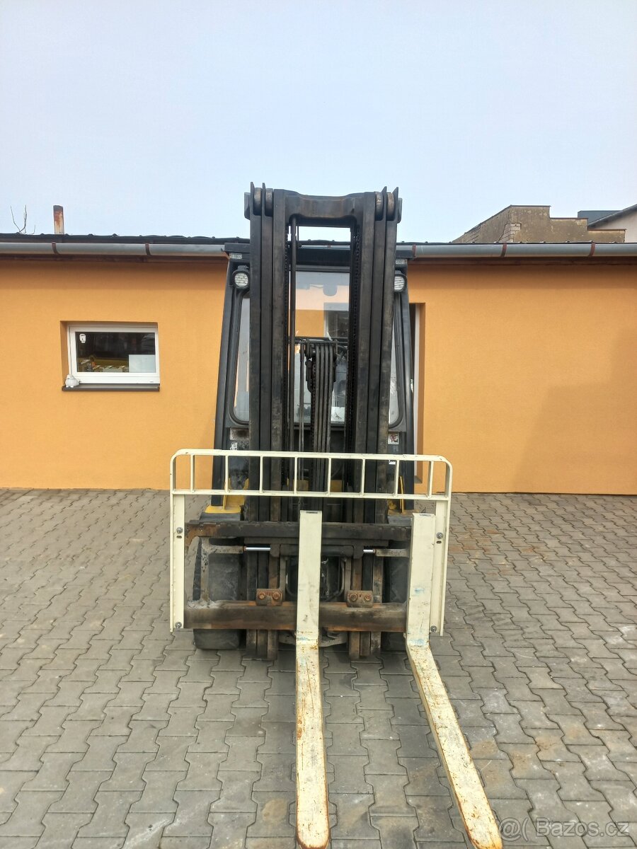 Vysokozdvižný vozík Yale GDP35VX - 2