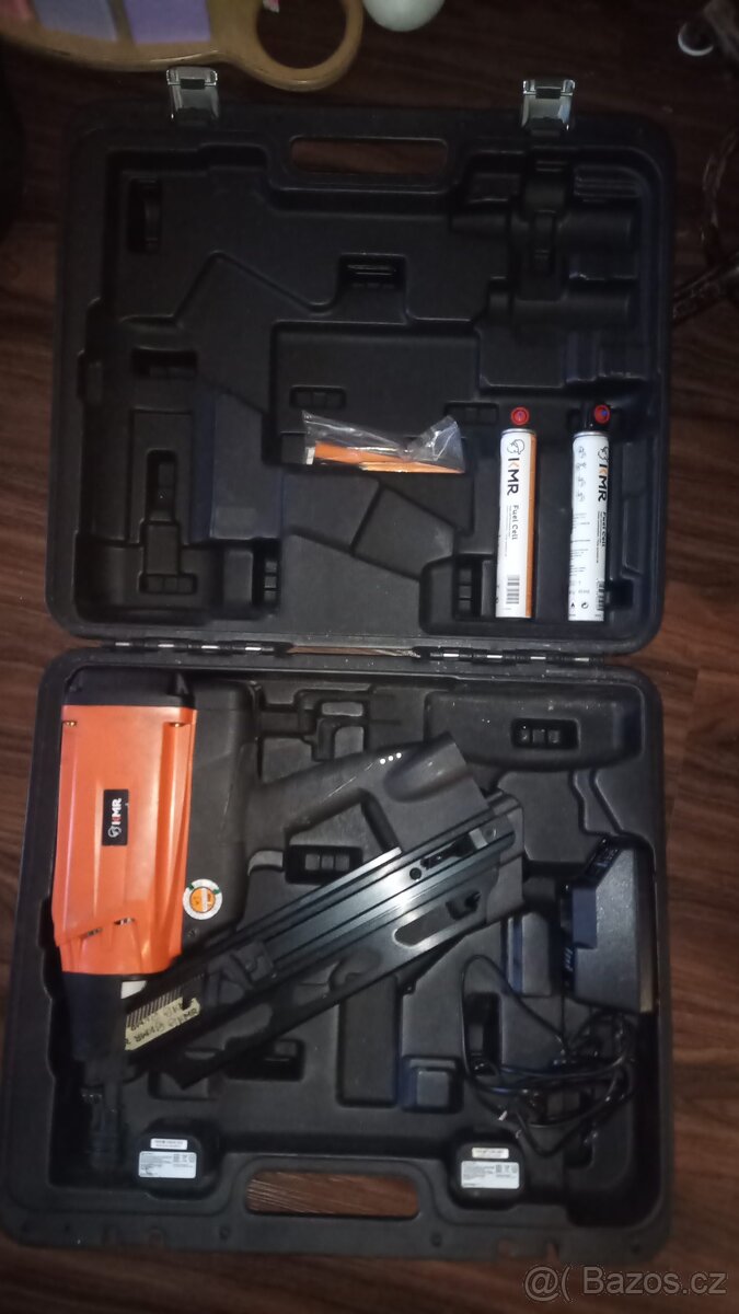 Plynová hřebíkovačka KMR 3890 (D34/90-G641E) - 2