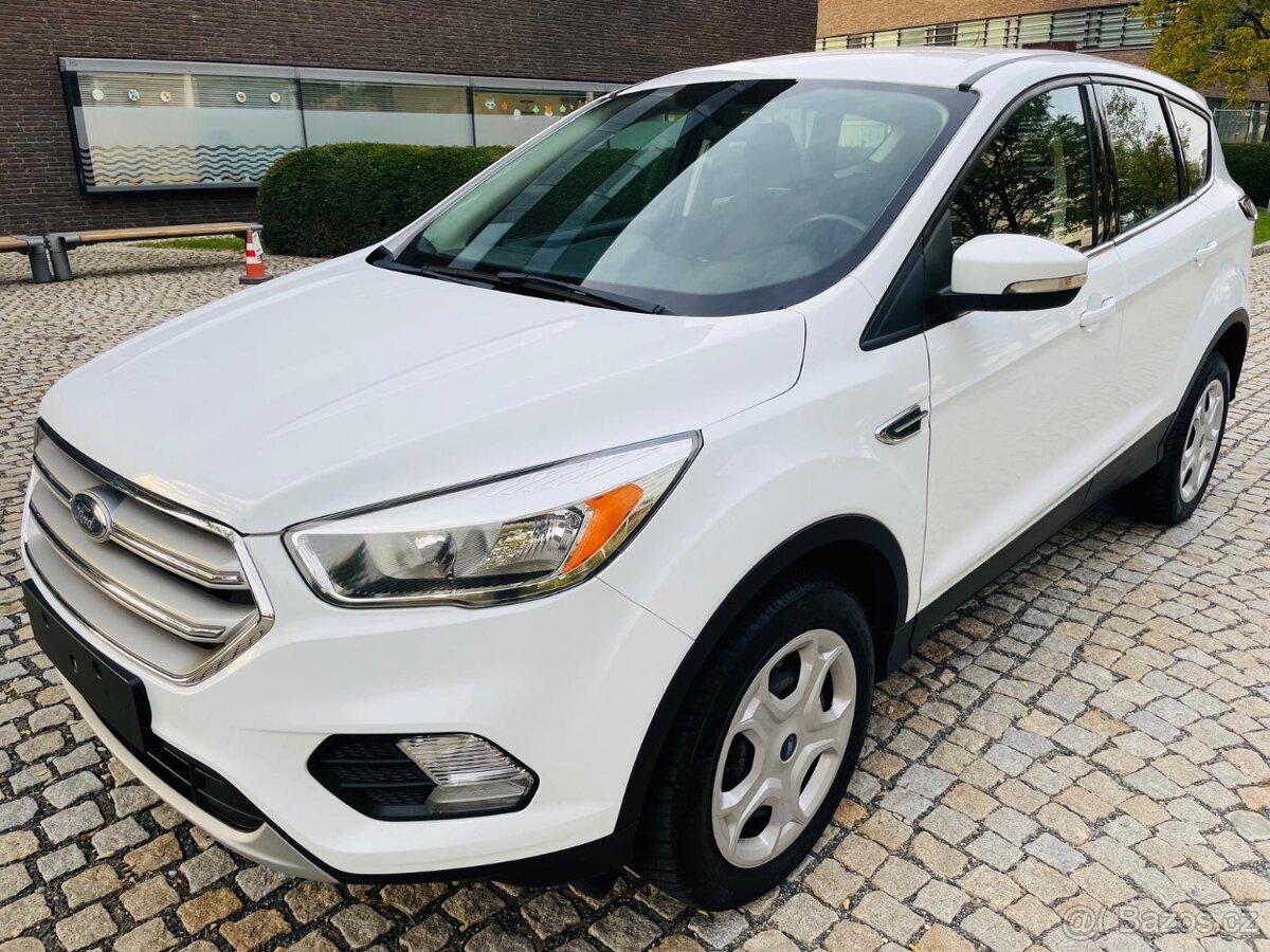 Ford Kuga 2.0TDCi 110KW MANUÁL FACELIFT SENZORY 2WD TOP STAV - 2