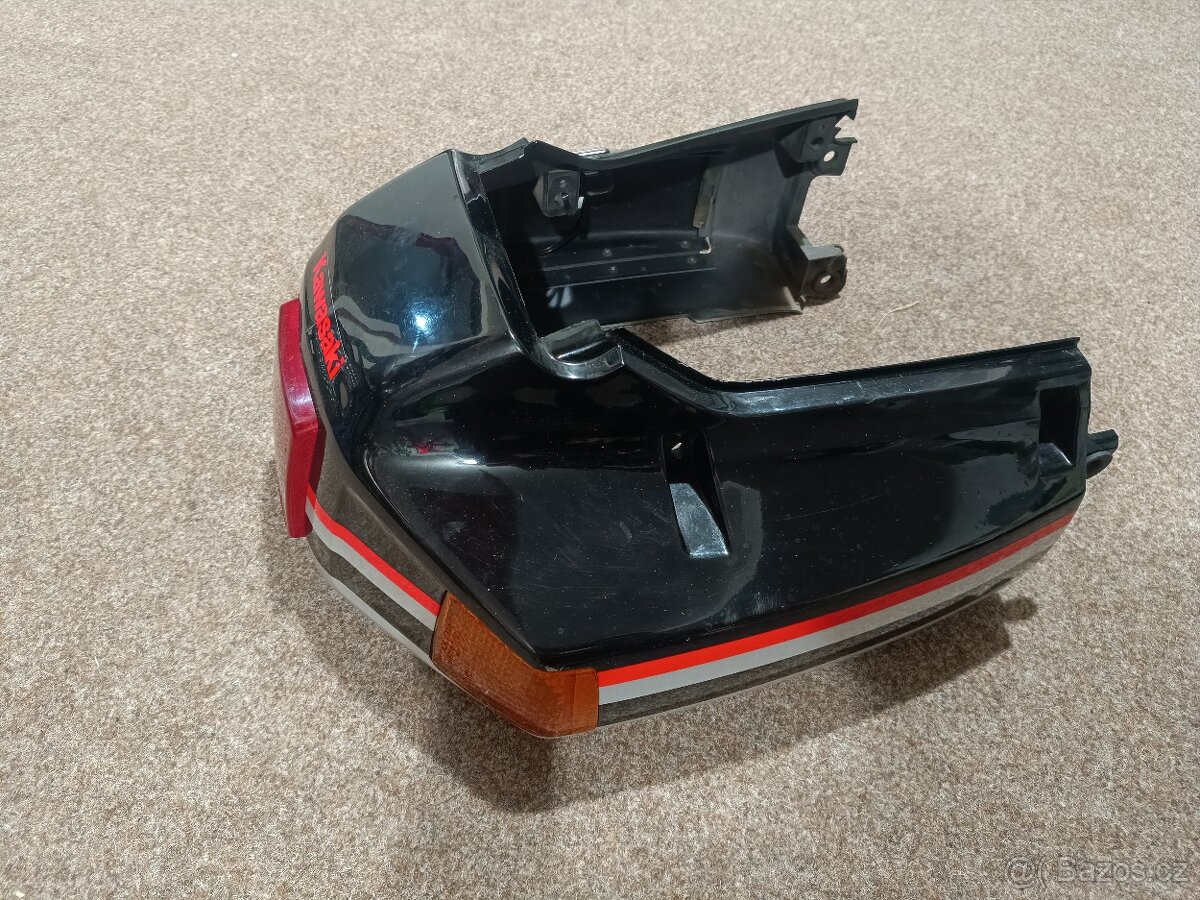 Podsedlovy plast Kawasaki ZX10 Tomcat - 2