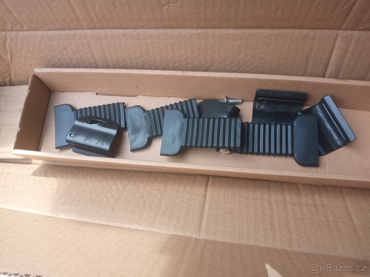 Univerzální střešní nosič - 2