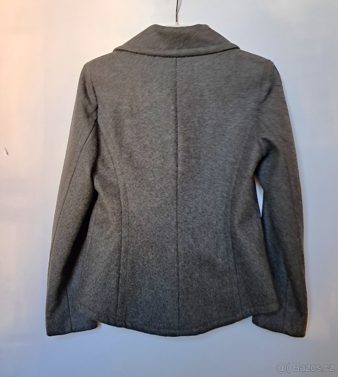 Krátký šedý dámský kabát Benetton - 2