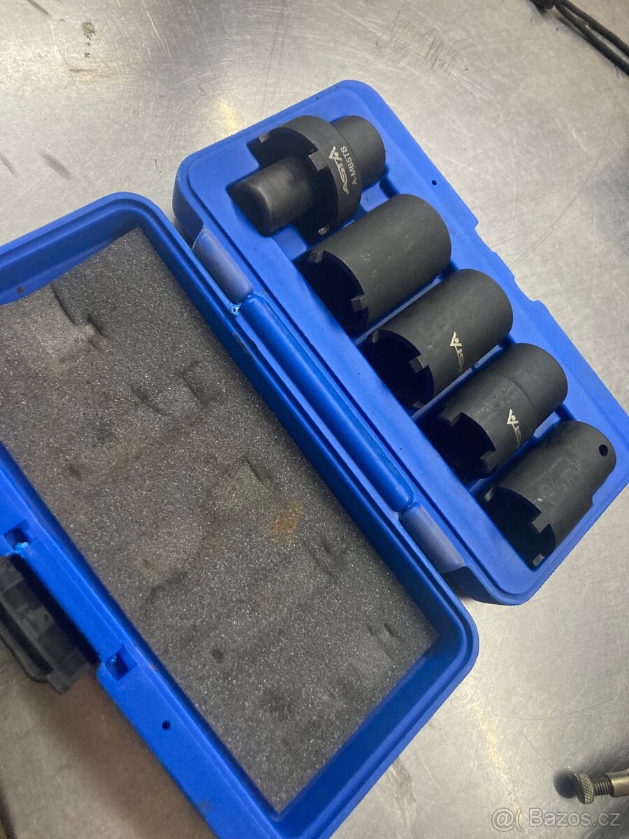 Stahovák na zatlačení pružin + sada na tlumiče - 2