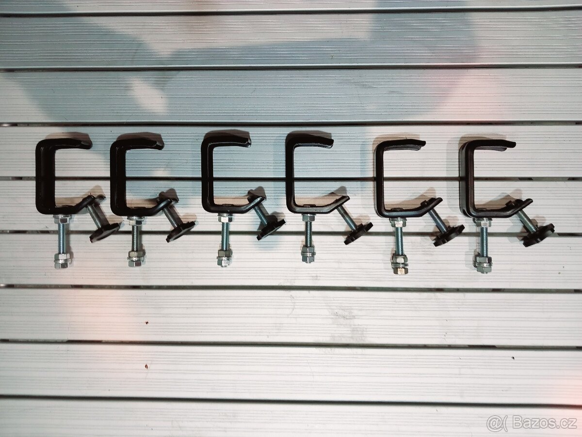 Závěsné háky - 2
