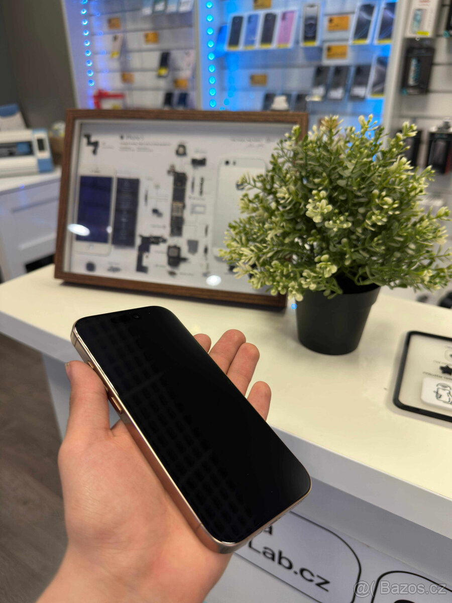 iPhone 16 Pro 128GB Desert Titanium - 2