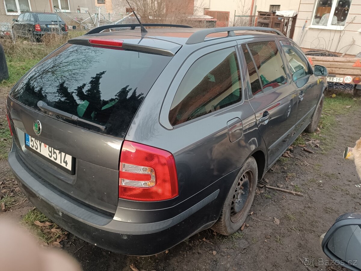 Škoda Octavia - 2