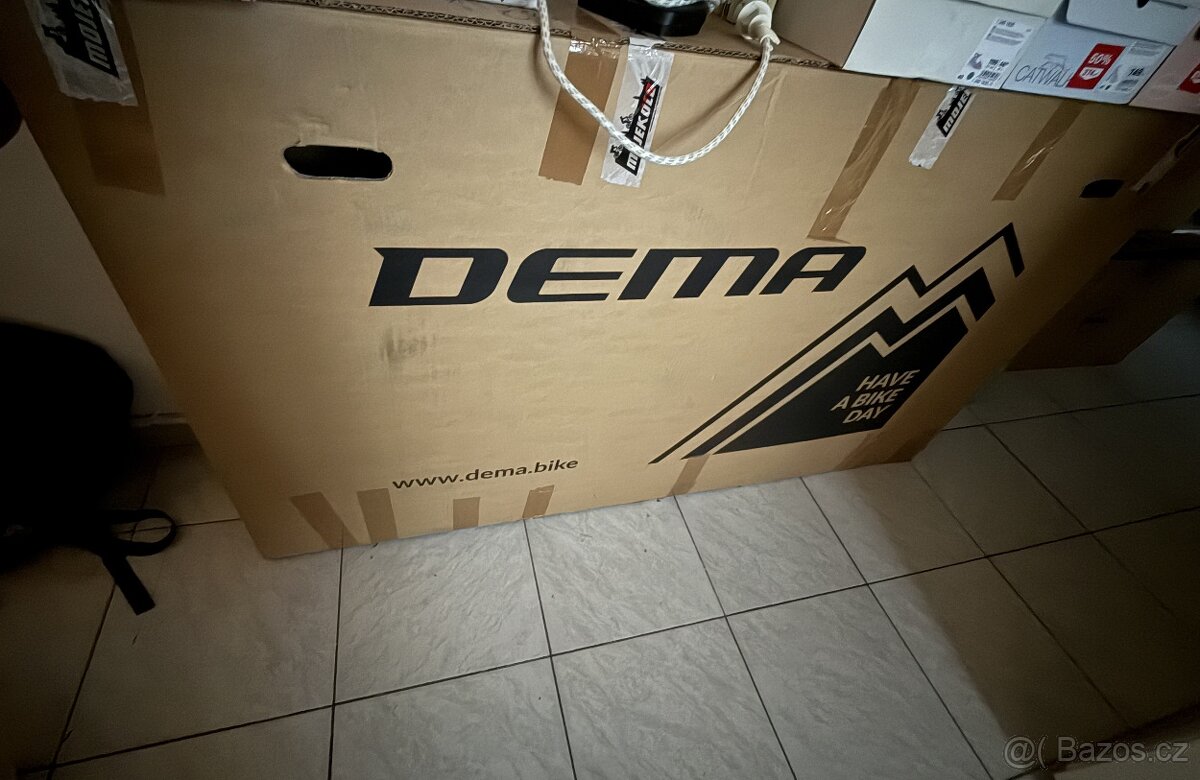 DEMA Energy 3 Black/Silver - L/19" - 2