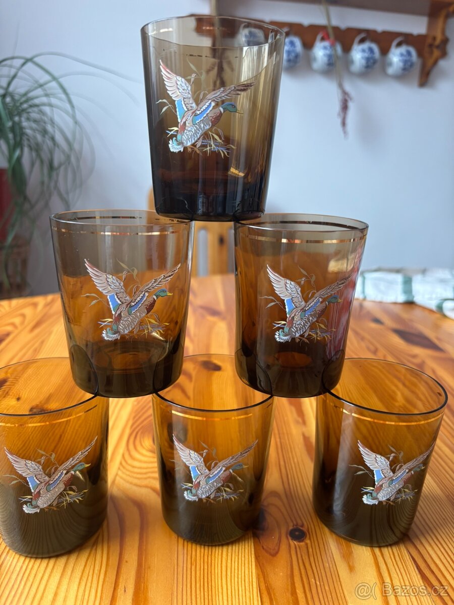 Sada jantarových skleniček - 2