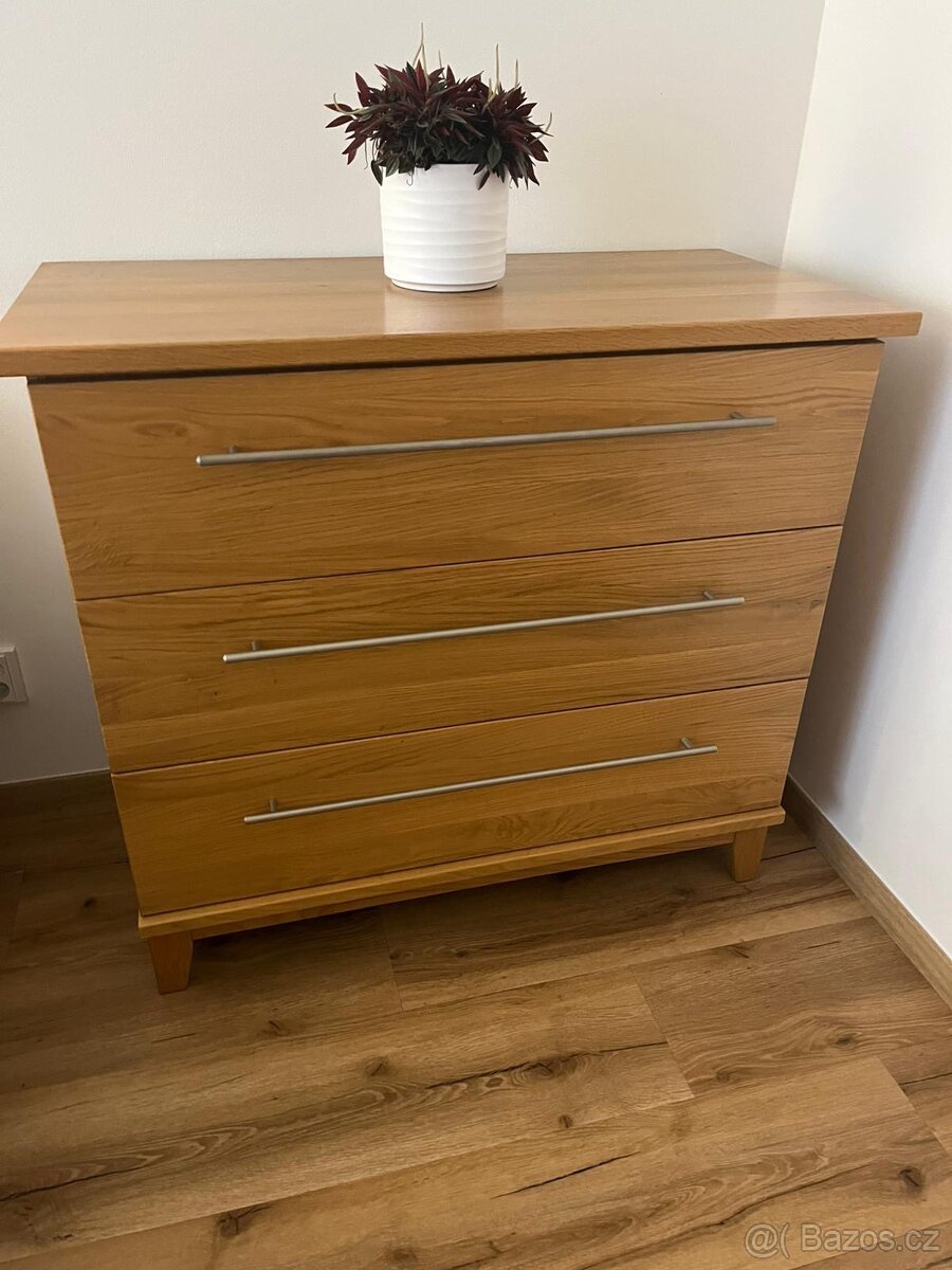 Masivní dubový nábytek - 2