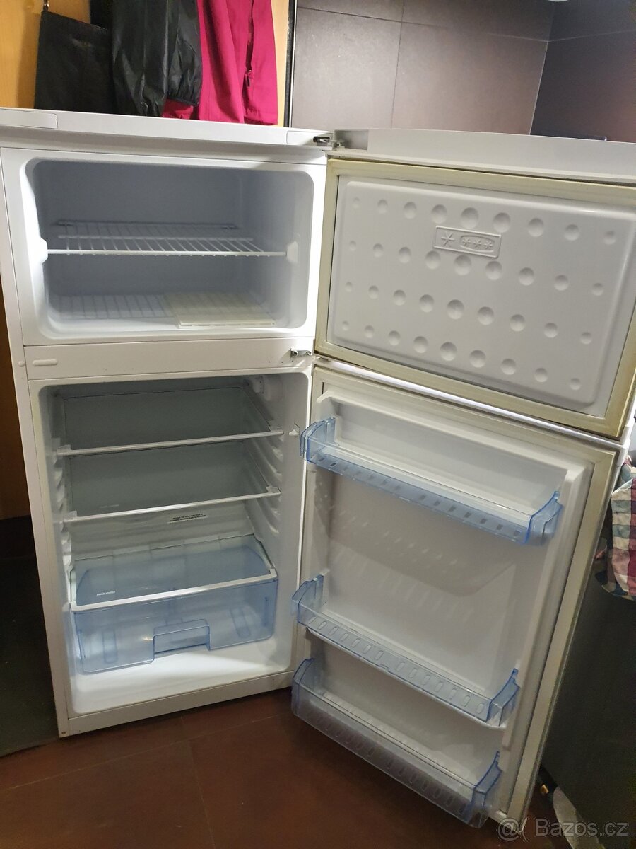 jako NOVÁ A+ lednice s mrazákem BEKO 124cm - 2