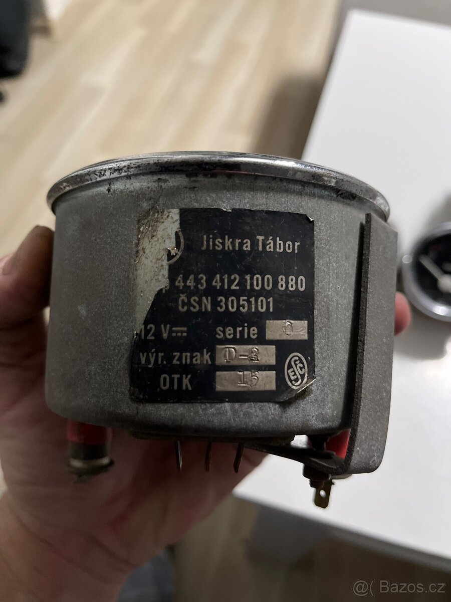 Budíky Škoda 110r - 2