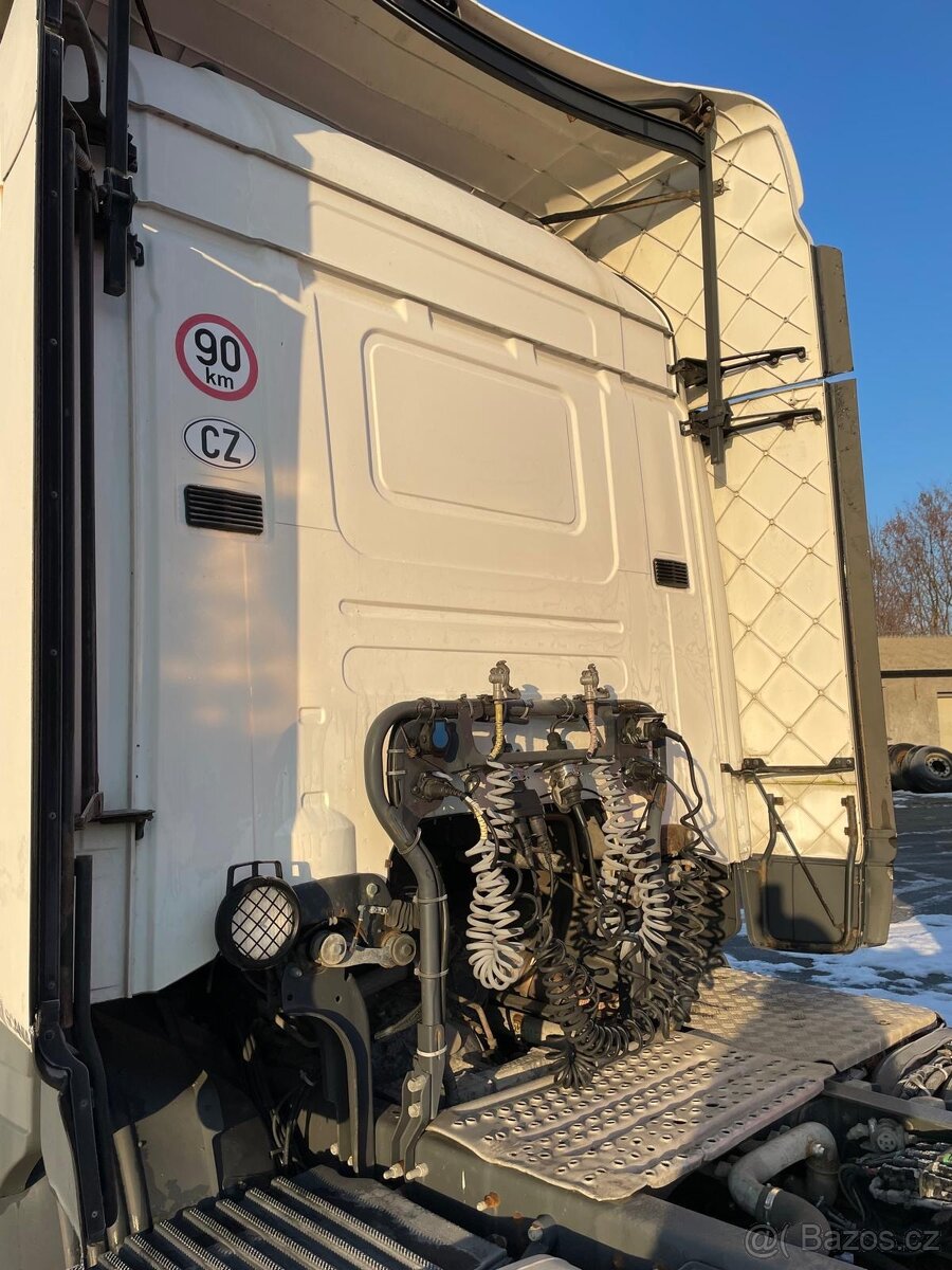Prodám SCANIA R420 LA4X2 - 2