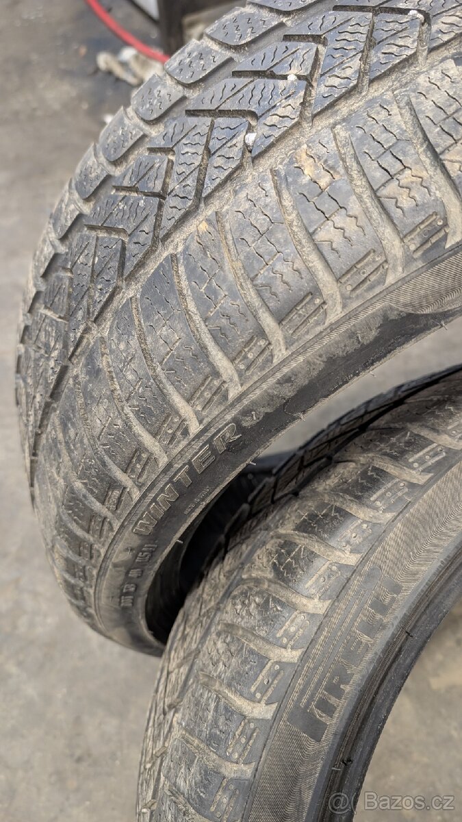 225/40 R18 zimní 2x - 2