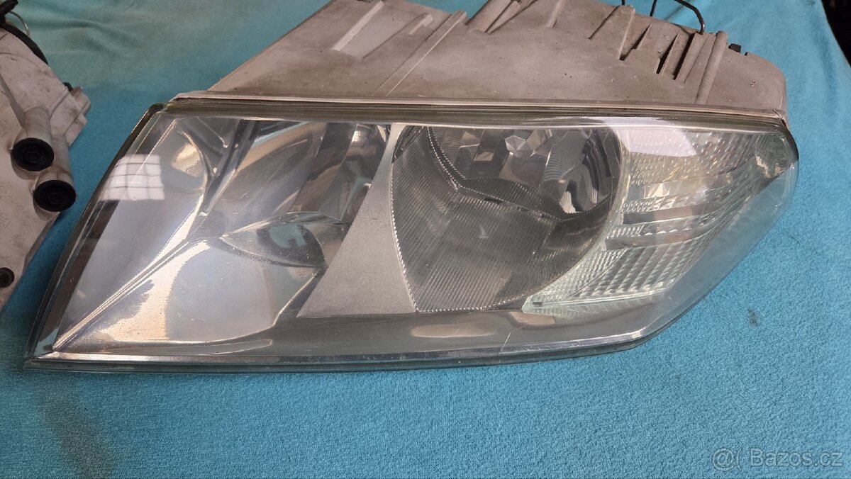 Přední světla Škoda Octavia 2 - 2