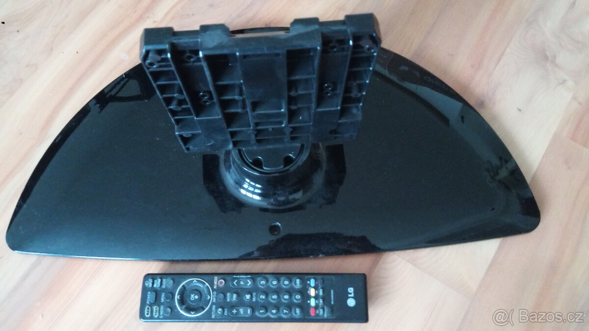 LCD Televize LG 37" (94cm) - 2