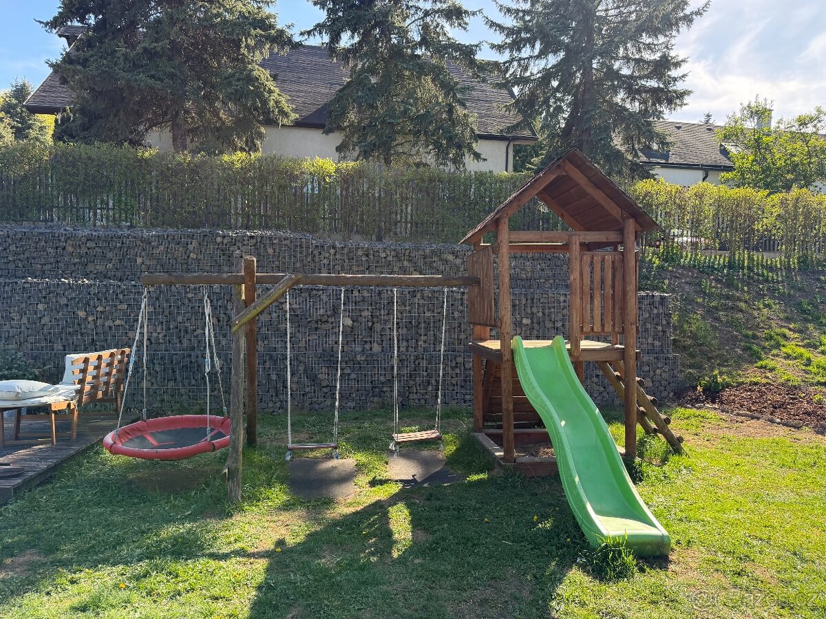 Dětské hřiště - 2
