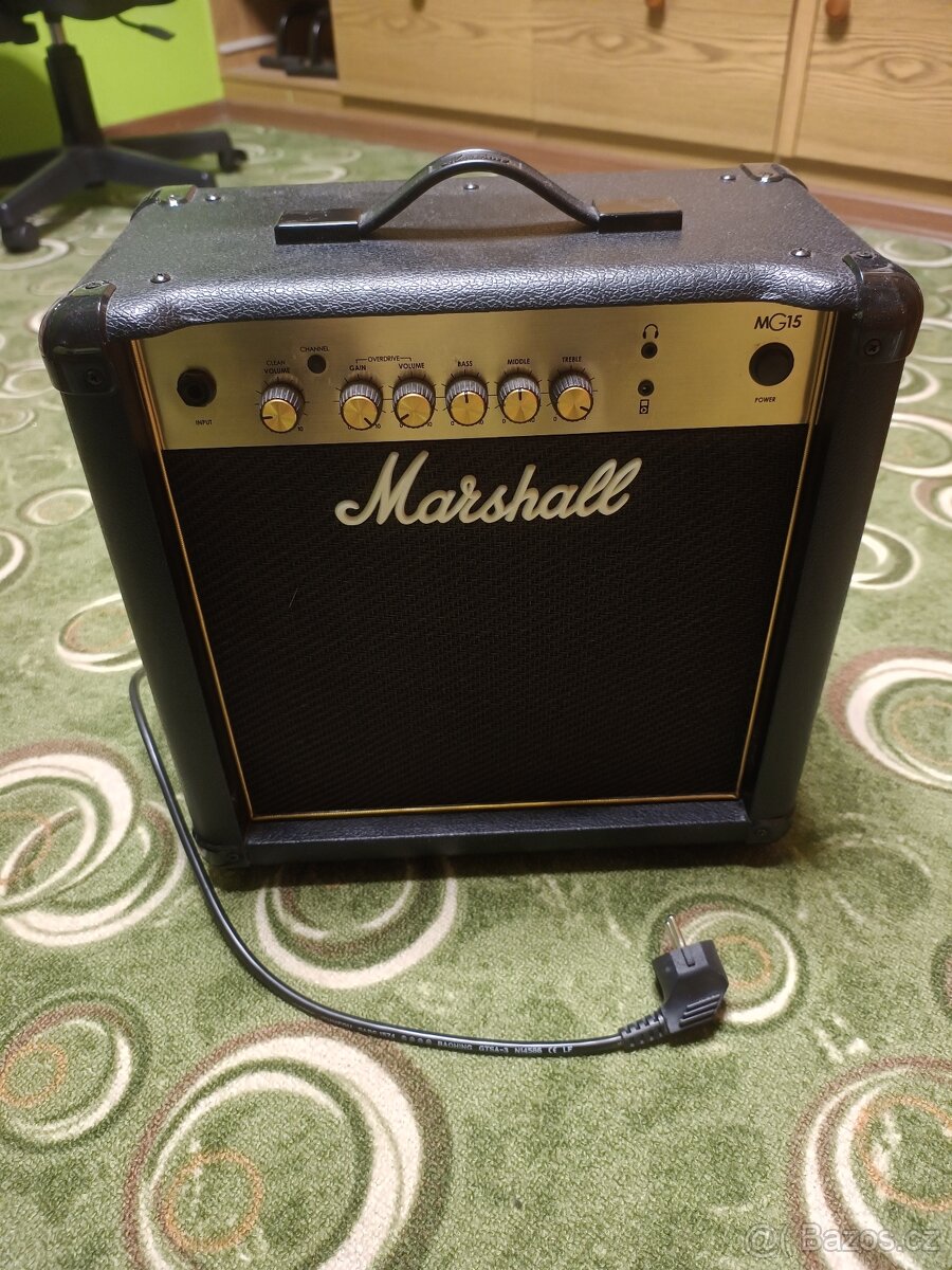 Kytarové kombo Marshall MG15 - 2