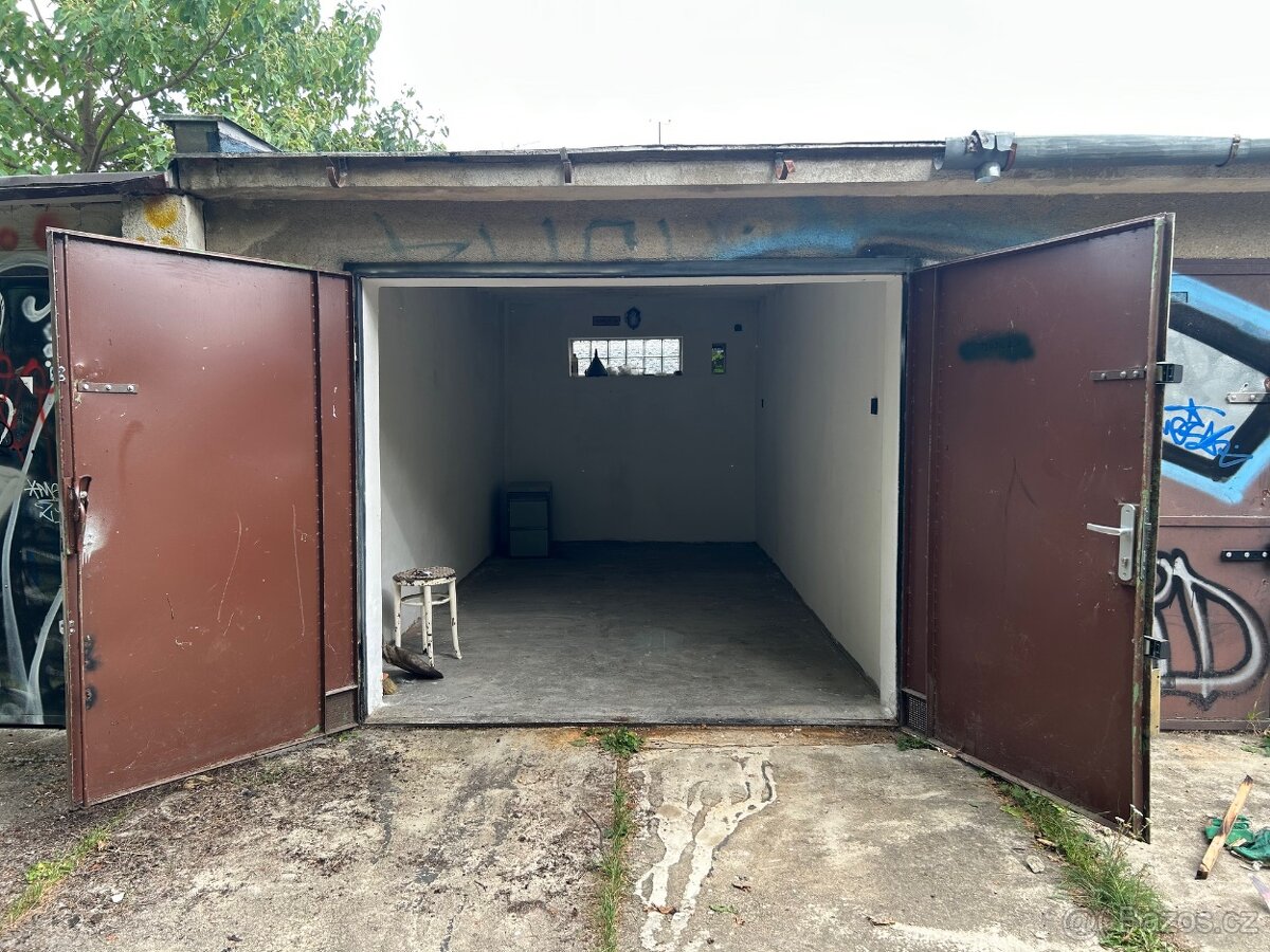 Pronájem - garáž Brno Židenice - 2