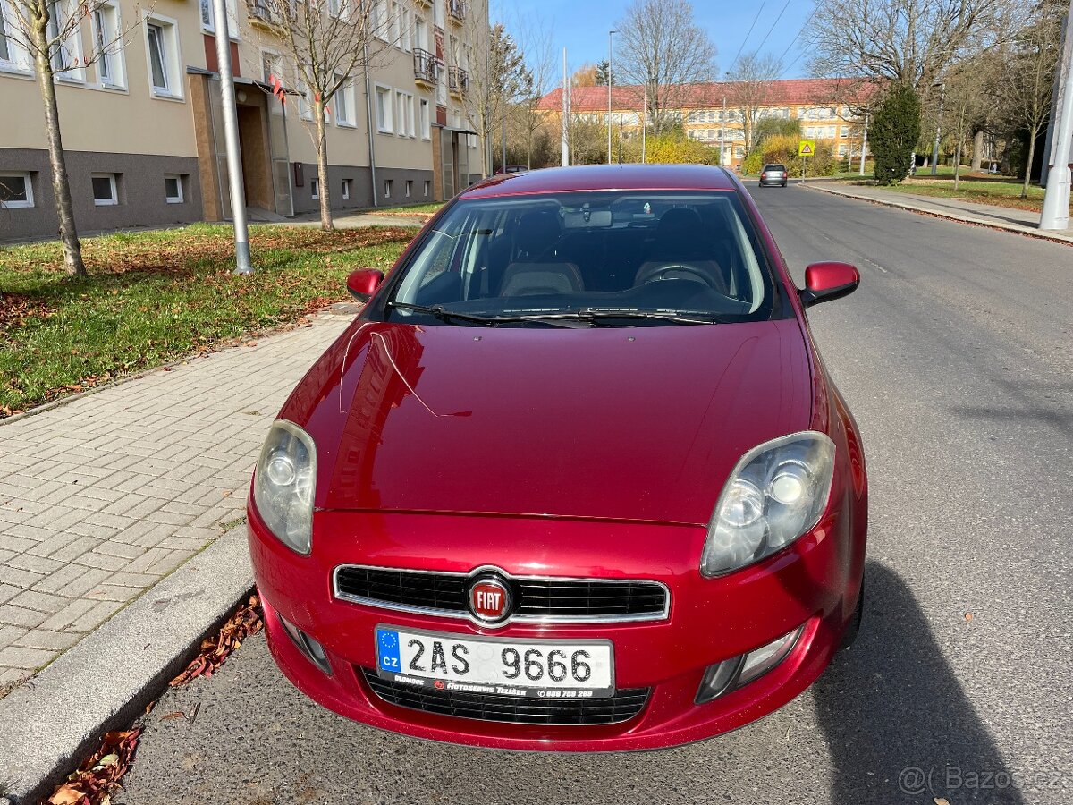 Fiat Bravo 1,4i 16V Sport - facelift - ČR - servis - 2012 - 2