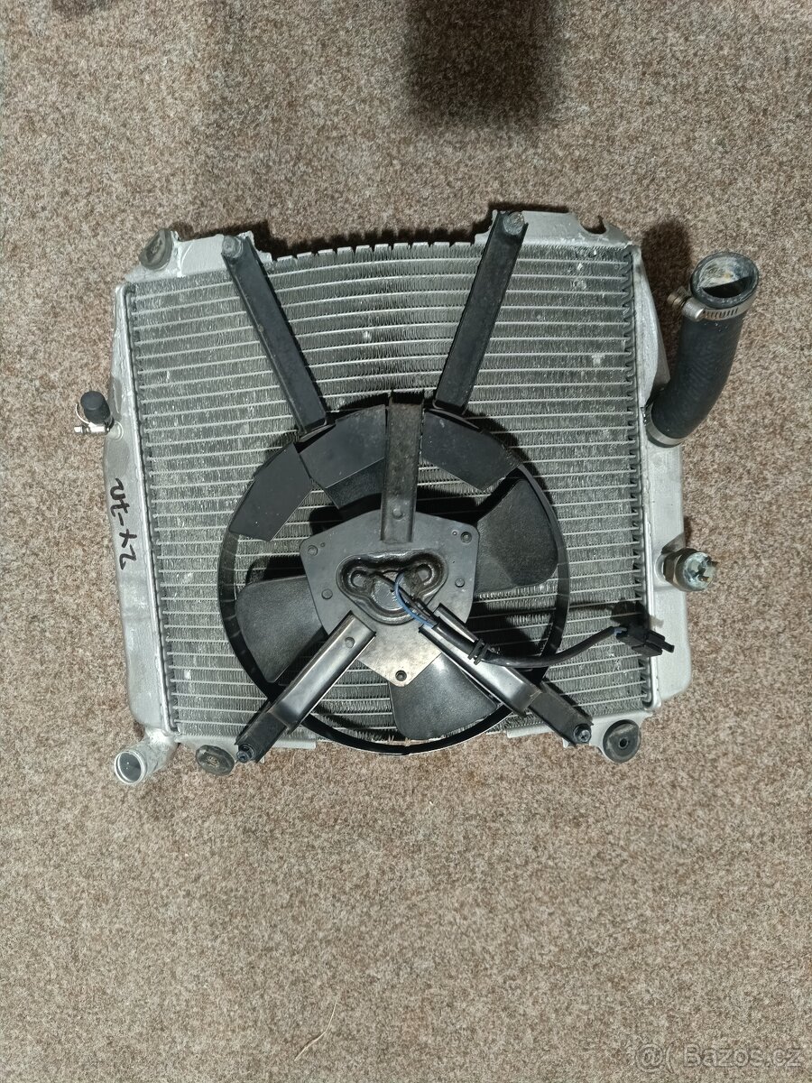 Chladič Kawasaki ZX-7R - 2