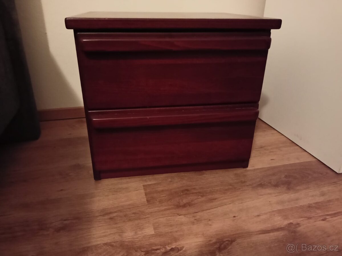 Manželská postel- masiv - 2