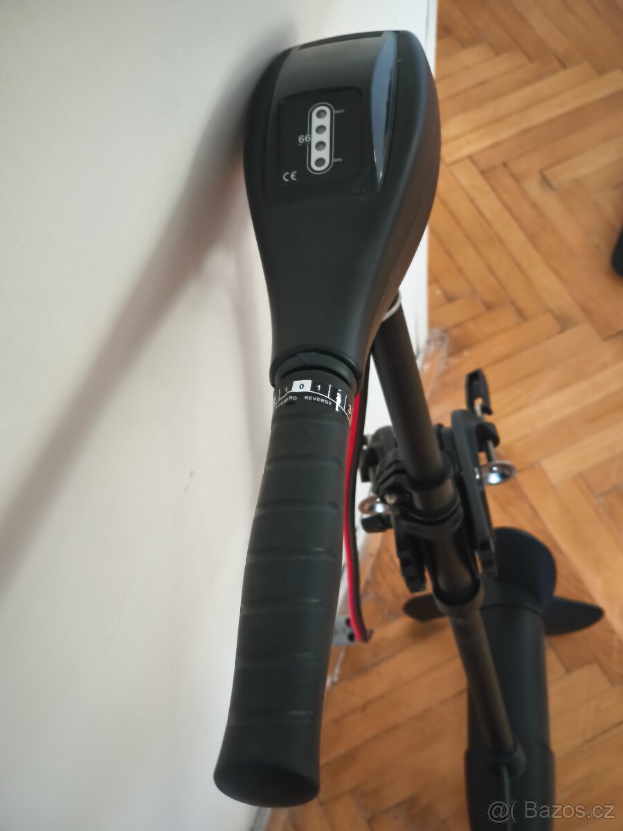 Prodám lodní el. motor - 2